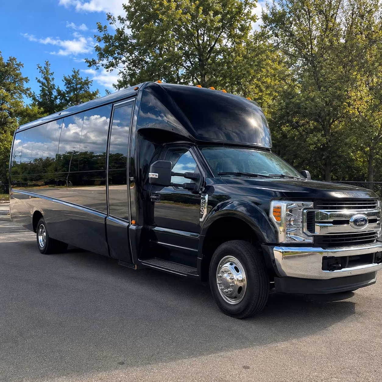 15 passenger minibus