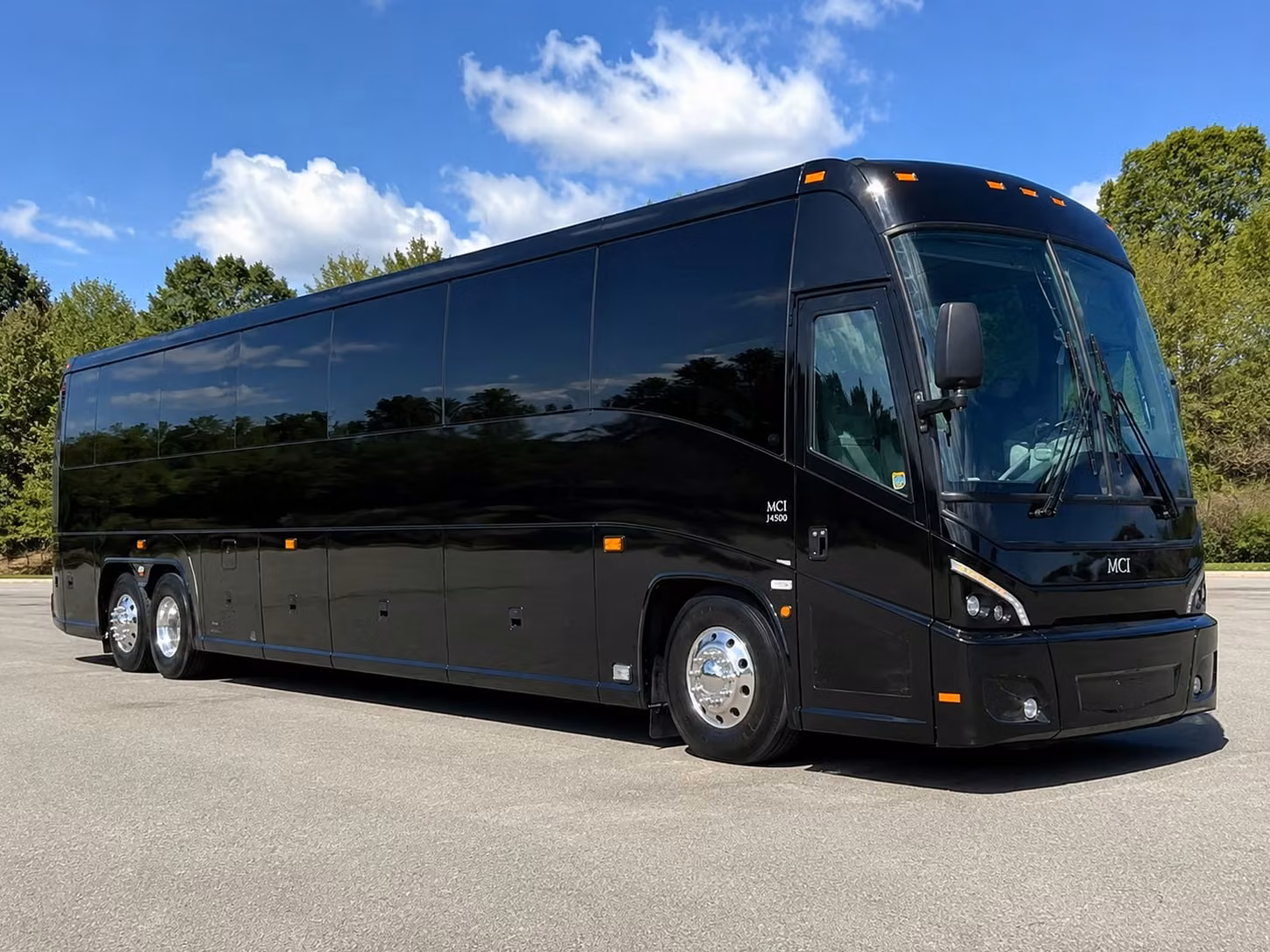 corporate event shuttle bus service for hayward businesses and tech campuses