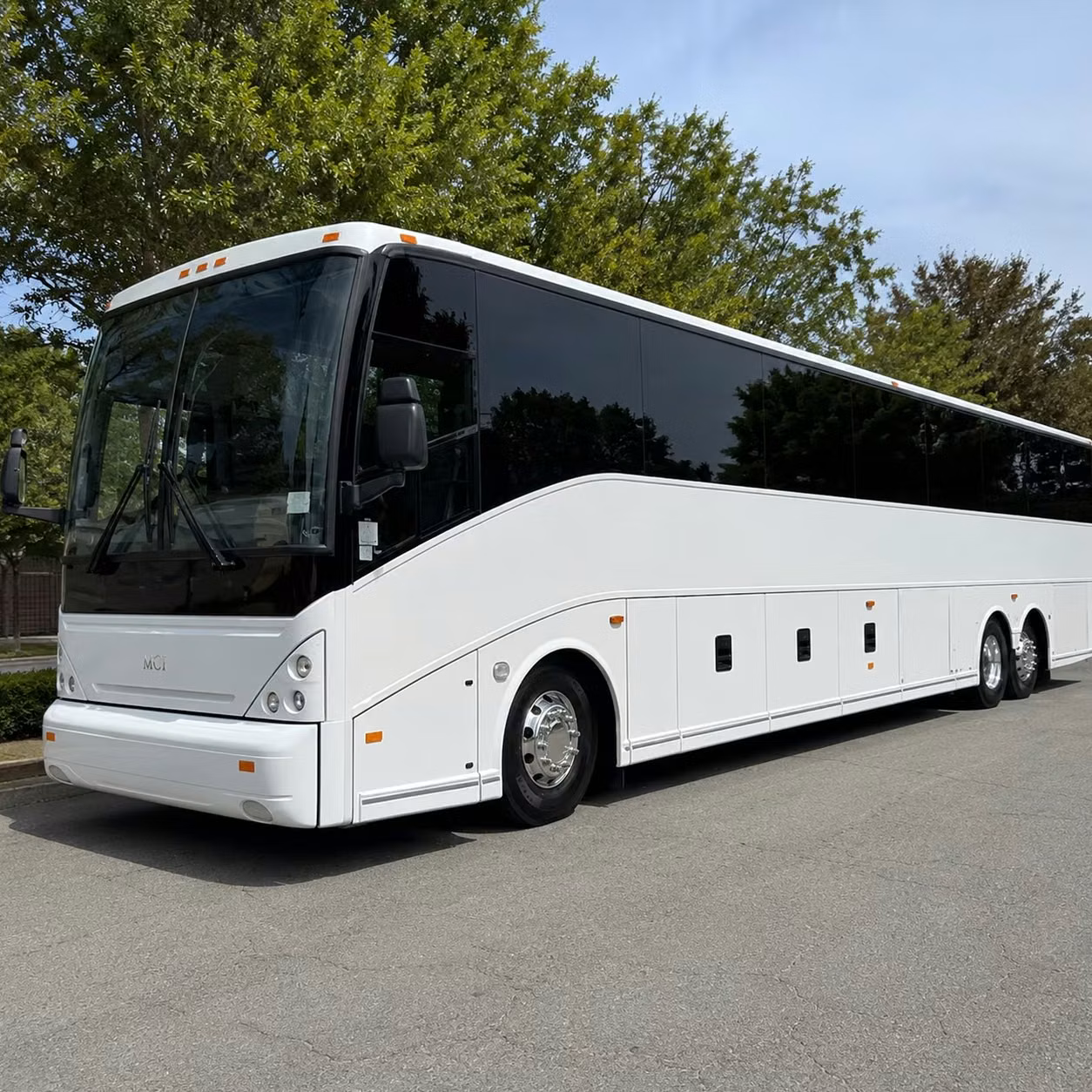 hayward bus rentals for school field trips