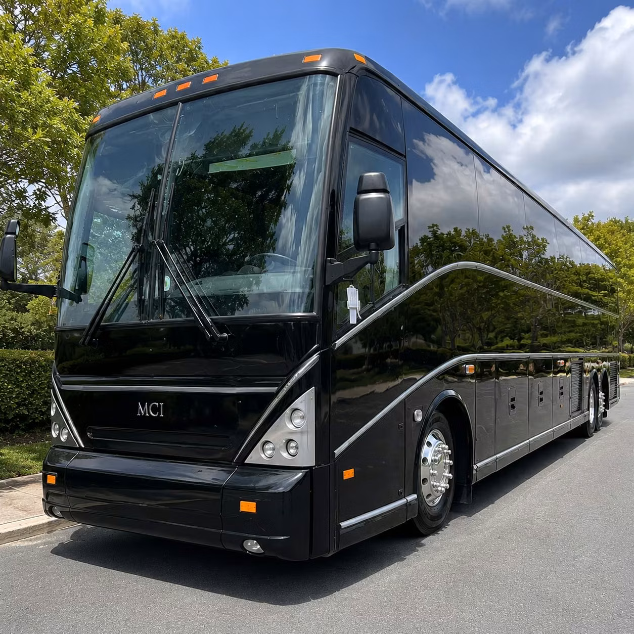 hayward charter bus rentals for sports teams sporting events